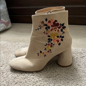 Zara Floral Embroidered Heeled Boots - Cream